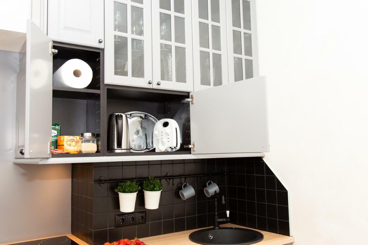 Old Town Apartment - Self Check In Выру Экстерьер фото